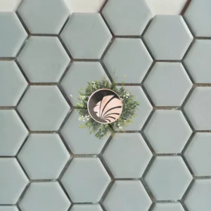 gresite piscina azul claro hexagonal