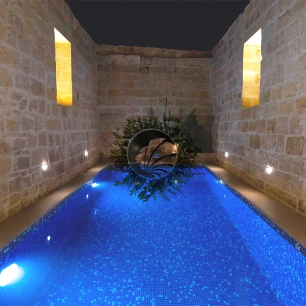 Gresite piscina azul luminiscente