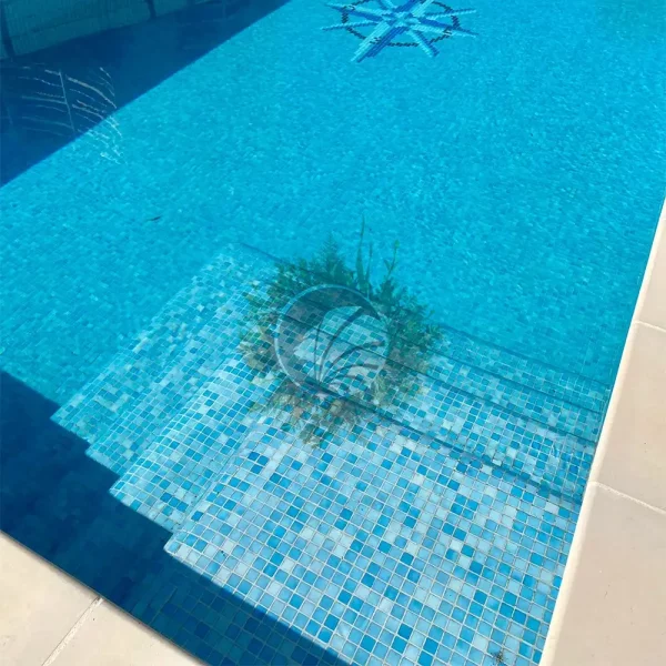 piscina niebla piscina