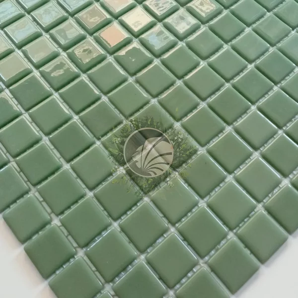 gresite liso verde claro 600