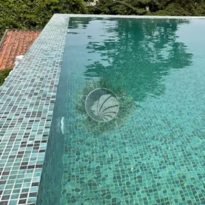 piscina piedra de bali mate 25x25