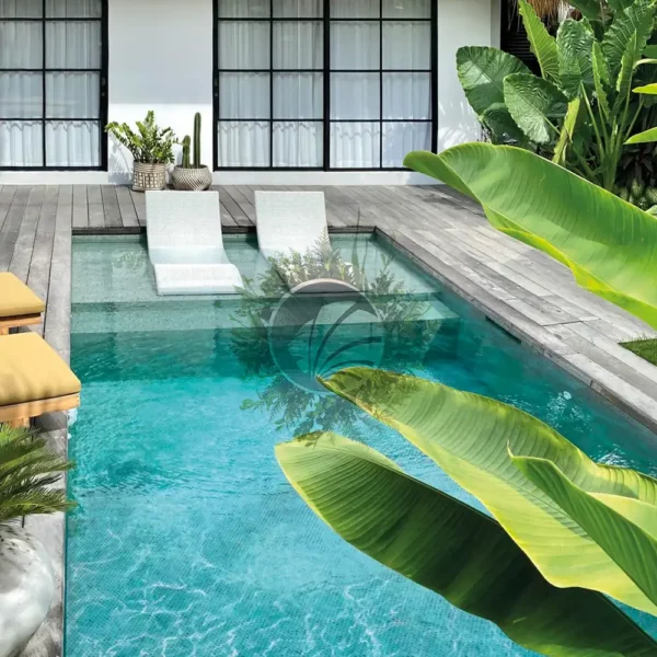 piscina espejo en terraza
