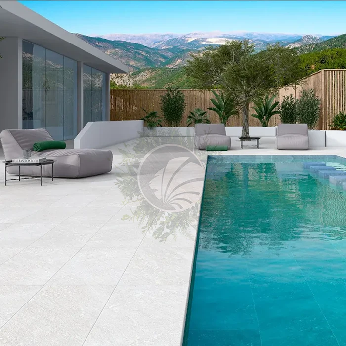 borde piscina blanco